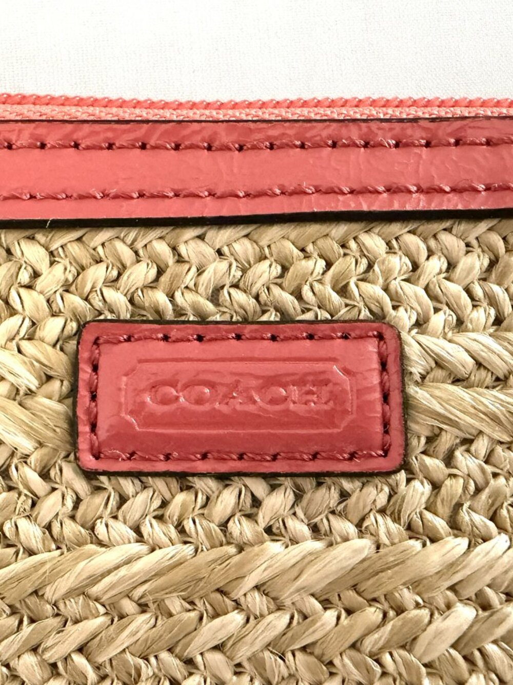 Coach Wristlet Hampton Natalia Coral and Tan Straw/Leather with Floral Appliqué - Picture 3 of 6